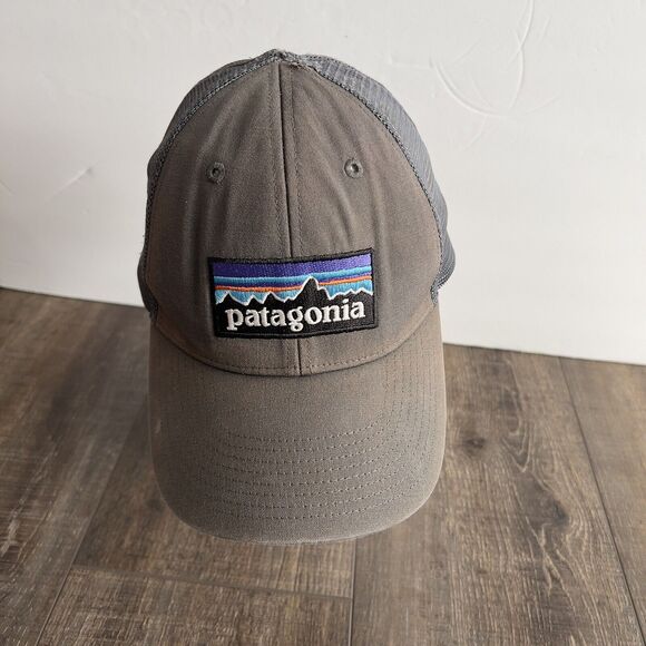 Patagonia Classic Logo Snap Back Trucker Hat Cap Mens Gray Adjustable Camp Hike - Picture 1 of 10